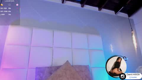 Danii  online show from 11/22/25, 04:55