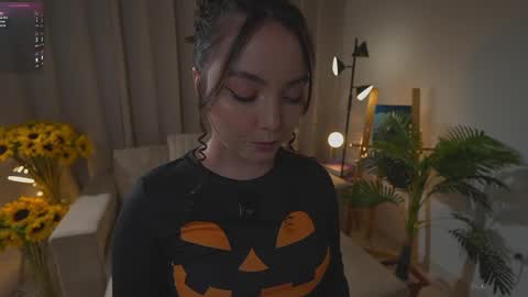      online show from 10/02/25, 10:39