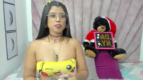 DaniiBelluci  online show from 12/02/25, 03:34