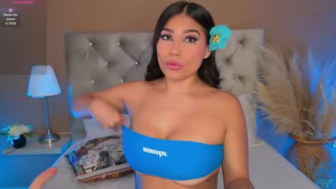 Snapshot of daniileon_ chatting on 05/28/26, 10:29 Dani Leon online show from 05/28/26, 10:29