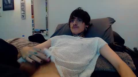 danii online show from 10/28/25, 02:15