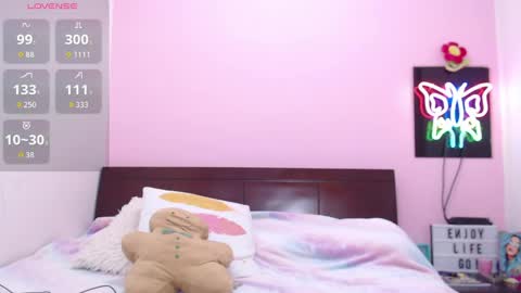 K A R O L online show from 04/01/26, 01:39