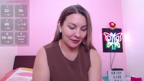 K A R O L online show from 06/22/26, 03:25