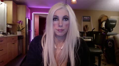 DanikaWhite69 online show from 02/16/25, 08:10