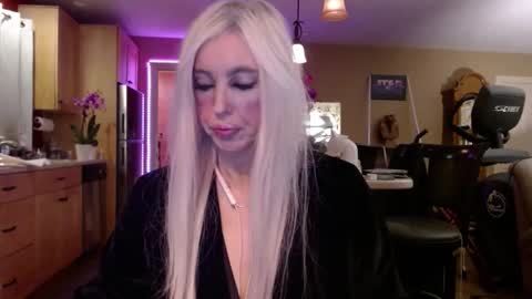 DanikaWhite69 online show from 02/19/25, 11:06