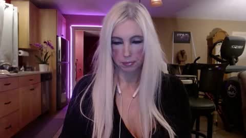 DanikaWhite69 online show from 02/24/25, 08:06
