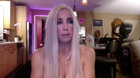 DanikaWhite69 online show from 12/19/25, 10:11