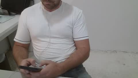 Snapshot of danioli614 chatting on 11/11/25, 10:32 Dani Oli online show from 11/11/25, 10:32