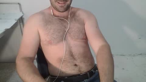 Snapshot of danioli614 chatting on 11/12/25, 10:09 Dani Oli online show from 11/12/25, 10:09