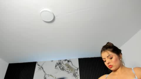 Dani Phonenix online show from 09/24/25, 12:08