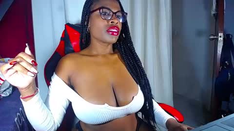 Snapshot of danisabrownn chatting on 01/10/26, 06:42 danisabrownn online show from 01/10/26, 06:42