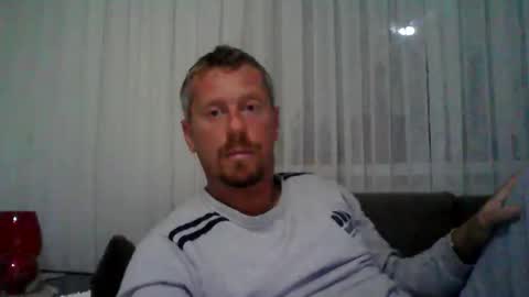 daniel online show from 10/03/25, 02:30