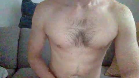 Buzzy online show from 11/18/25, 07:24