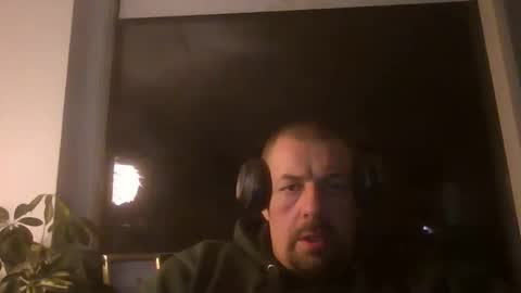 danishman1980 online show from 10/26/25, 08:59