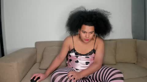 Snapshot of danisweet_ chatting on 05/14/26, 12:39 dani online show from 05/14/26, 12:39