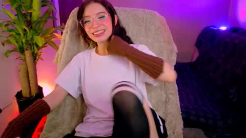 danita_veelz online show from 03/07/26, 09:17