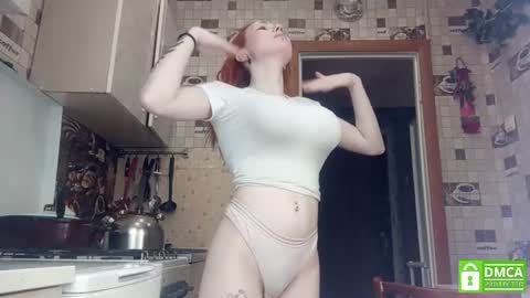 Snapshot of danitawind chatting on 07/11/26, 02:20 Kiki online show from 07/11/26, 02:20