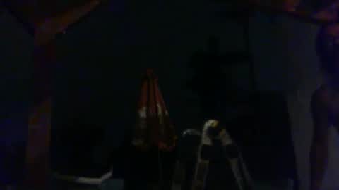 dankz4two0 online show from 09/13/25, 09:31