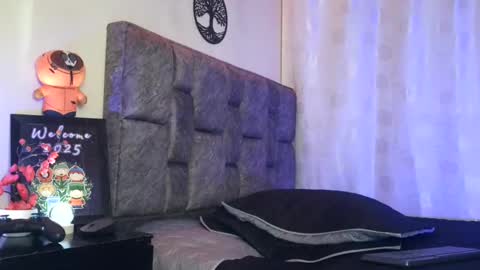 Snapshot of dann_brown chatting on 02/11/25, 09:14 Dann Brown online show from 02/11/25, 09:14