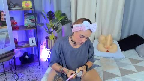 Dannacastle online show from 09/25/25, 05:55