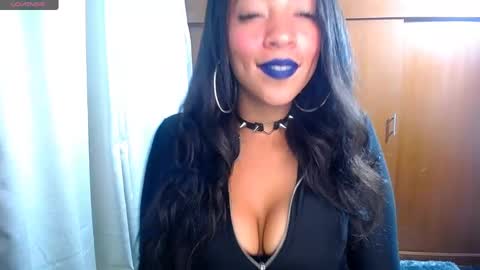 Danna  Ross online show from 12/31/24, 12:32