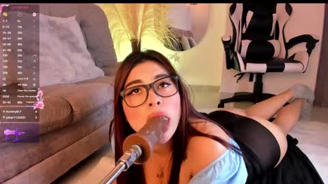 danna_adams1 online show from 02/27/25, 03:58