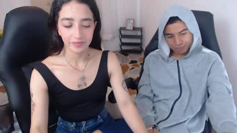 Snapshot of danna_and_joshua chatting on 04/27/26, 02:15 Danna-Josh online show from 04/27/26, 02:15