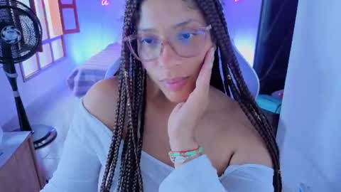 Snapshot of danna_berry chatting on 07/28/26, 06:20 DannaBerry online show from 07/28/26, 06:20