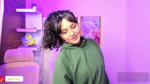 Danna Lovs online show from 03/10/25, 11:32