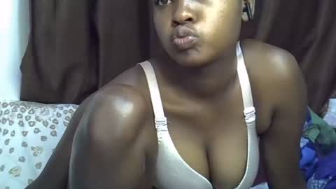 danna_miki online show from 02/19/26, 09:27