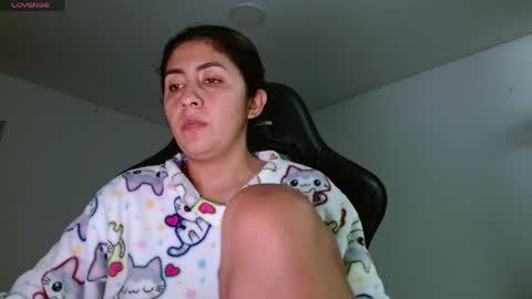 Snapshot of danna_peterson chatting on 05/20/26, 12:28 Danna online show from 05/20/26, 12:28