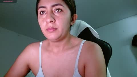 Snapshot of danna_peterson chatting on 05/25/26, 11:22 Danna online show from 05/25/26, 11:22