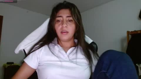 Snapshot of danna_peterson chatting on 05/30/26, 09:01 Danna online show from 05/30/26, 09:01