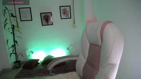 Danna online show from 03/31/26, 11:16