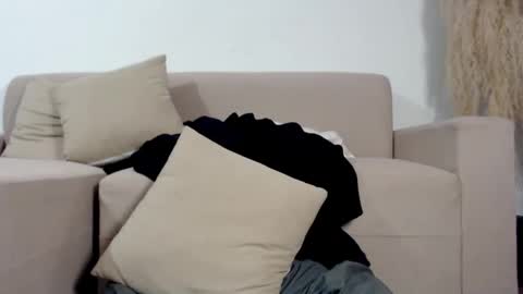 danna online show from 10/15/25, 06:02