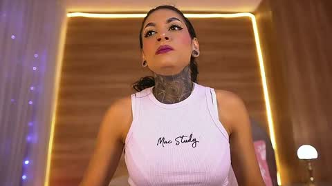 Danna Berlin  online show from 04/01/26, 07:11