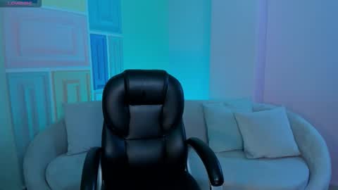 Danna Cruz  online show from 09/19/25, 07:03