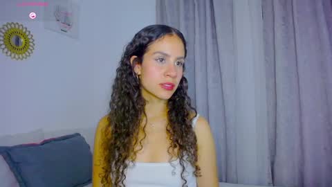 Snapshot of dannagomez07 chatting on 10/07/25, 01:25 The love of your life online show from 10/07/25, 01:25