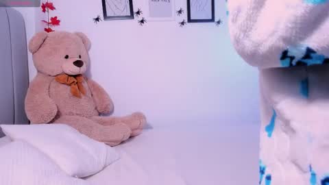 Insta DannaBlueX  online show from 10/24/25, 09:22