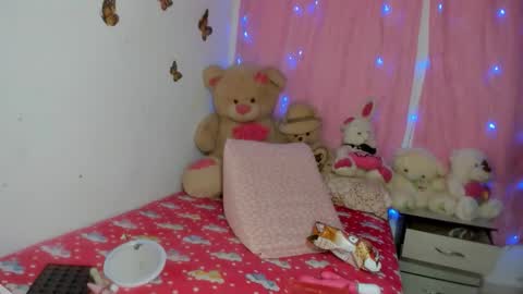 Danna Sofia jeins online show from 01/07/26, 01:13