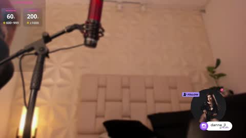 Danna online show from 02/21/25, 11:10