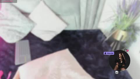 Danna online show from 04/20/26, 07:59