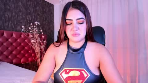 Danna online show from 10/22/25, 02:28