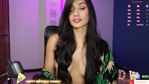 Danna Wells online show from 12/15/24, 02:41