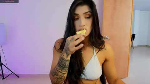 Danna Wells online show from 05/23/26, 06:01