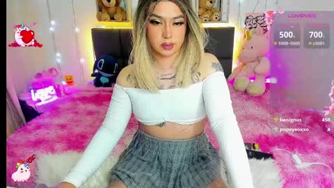 dannia_13 online show from 04/06/26, 04:46