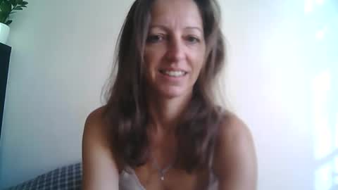 Snapshot of dannica1 chatting on 10/20/25, 08:04 dannica1 online show from 10/20/25, 08:04