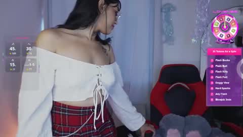    online show from 11/07/25, 09:04