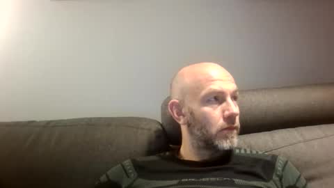 Snapshot of danny81boy chatting on 10/18/25, 07:14 danny81boy online show from 10/18/25, 07:14