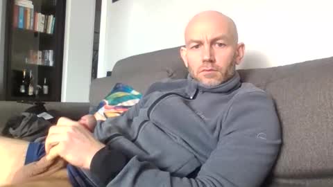 danny81boy online show from 02/18/26, 09:27